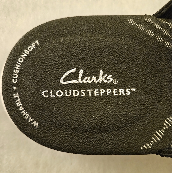 Clarks Cloudstepper Sandals size 10 - Picture 2 of 5